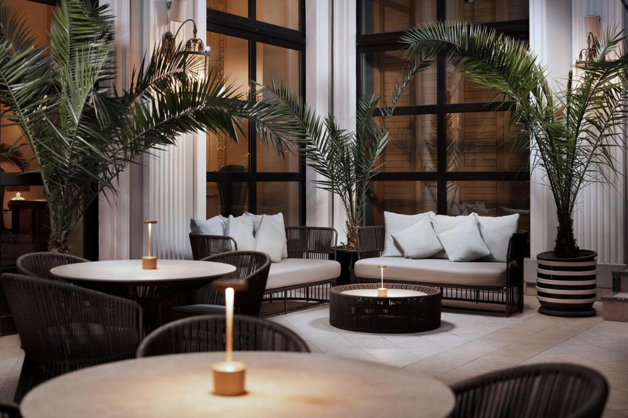 Tbilisi Marriott Hotel Bagian luar foto
