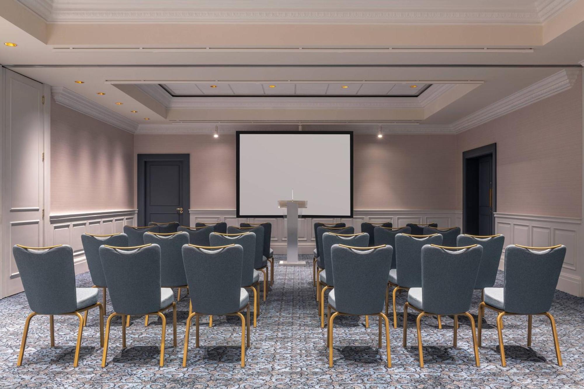 Tbilisi Marriott Hotel Bagian luar foto
