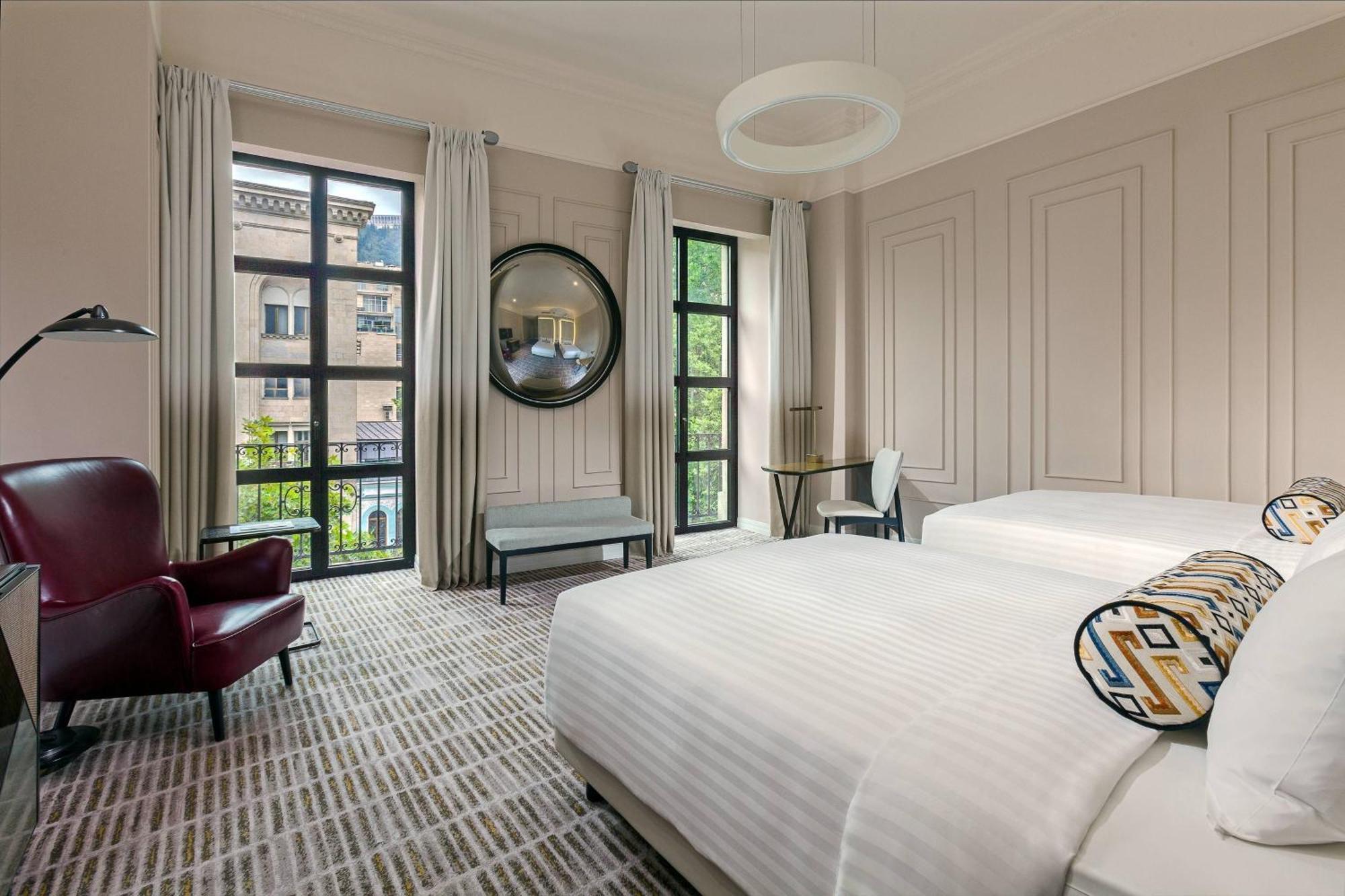 Tbilisi Marriott Hotel Bagian luar foto