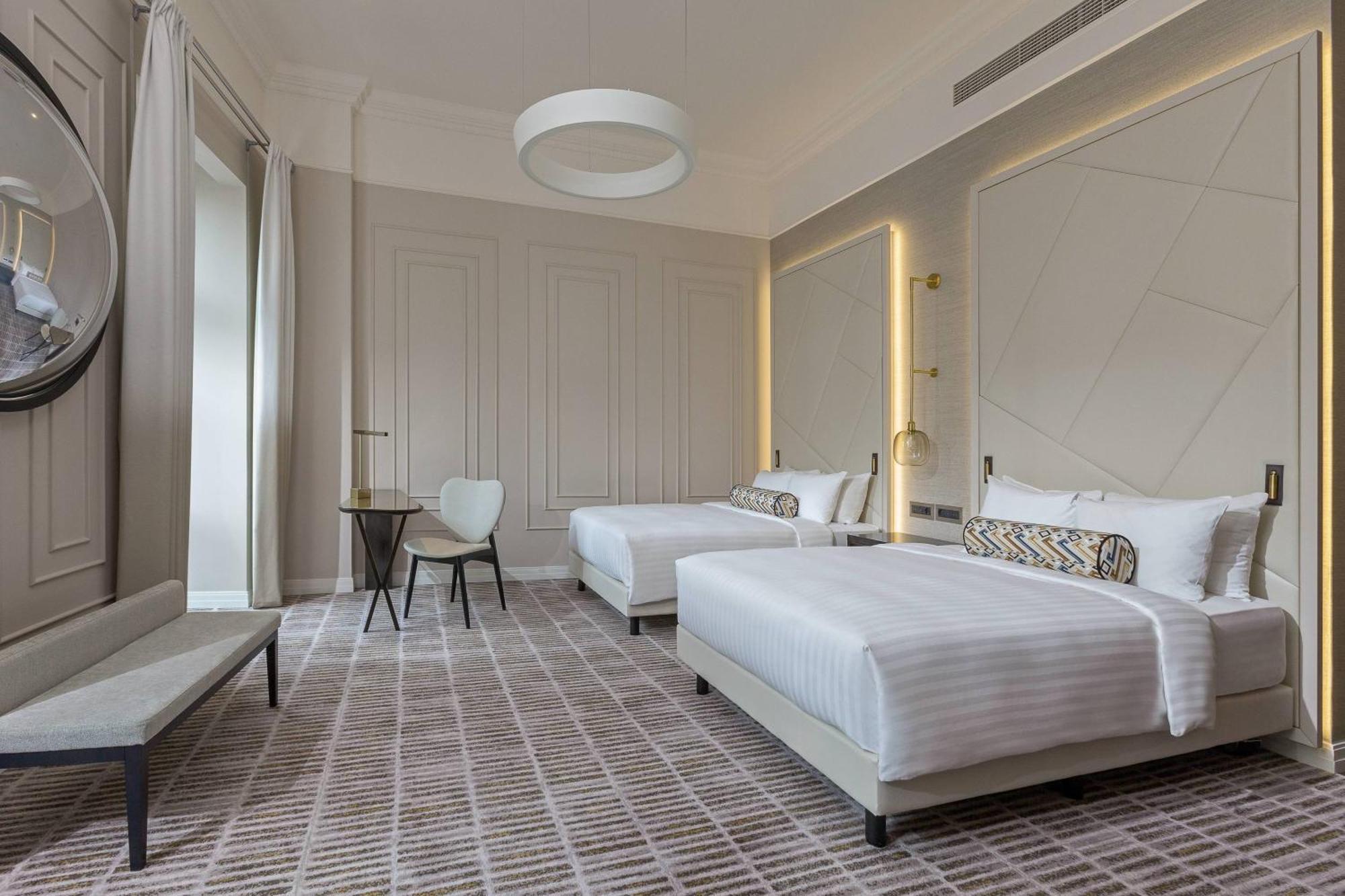 Tbilisi Marriott Hotel Bagian luar foto